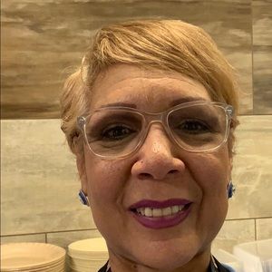 Meet your Posher, Norma